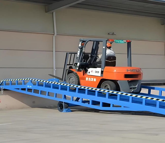宿迁移动式卸货平台（叉车用）